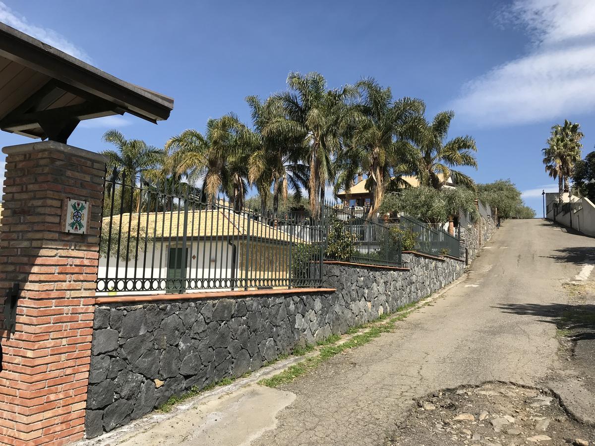 Villa Borgo San Biagio Calatabiano Exterior foto